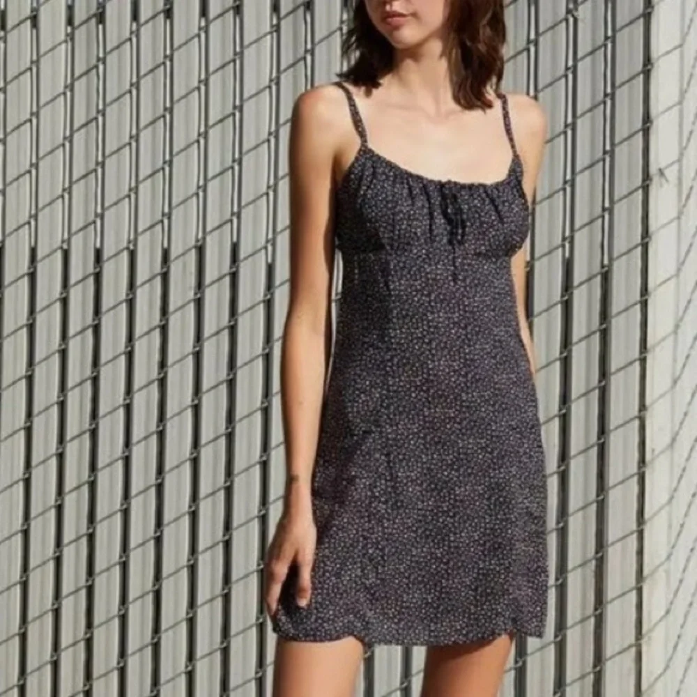Brandy Melville John Galt Ditsy Foral Mini Dress Size Small